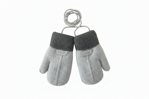 Grey mittens